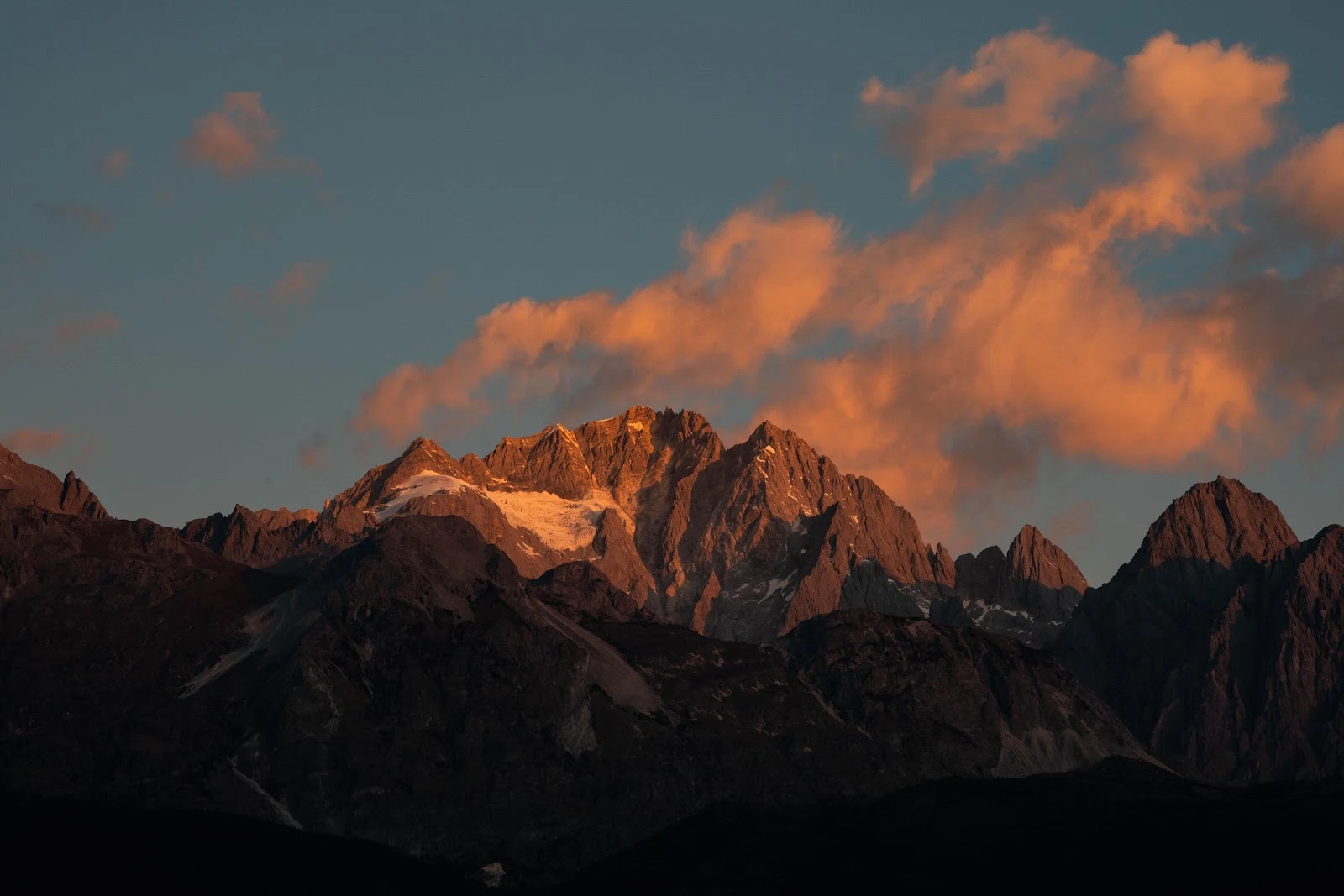 Golden Light On Mountain Peaks - Landscape Photography 5K Wallpaper (6744x4498)