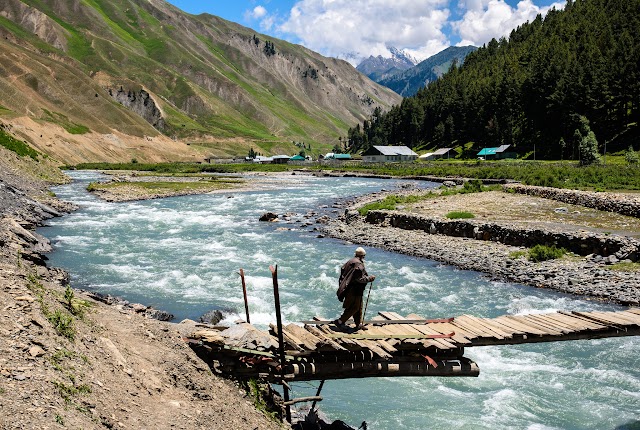 261|GUREZ VALLEY - SRINAGAR 6 NIGHT 7 DAY