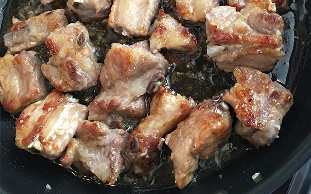 Sườn Xào Chua Ngọt Mặn