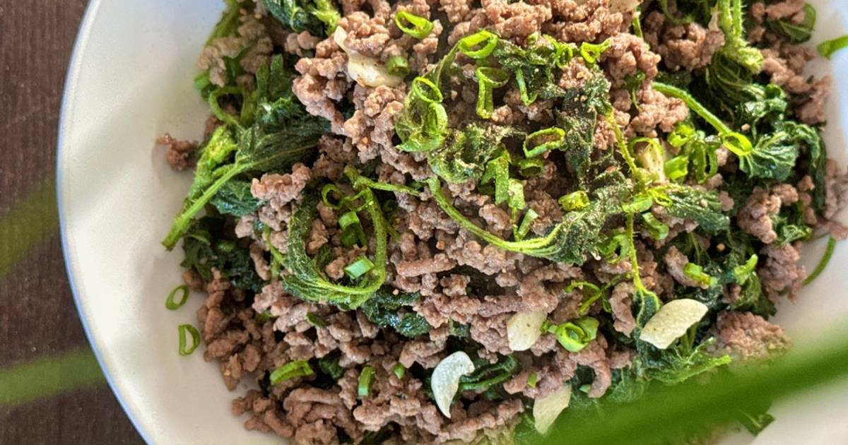 Rau Tầm Ma Xào Bò Bằm