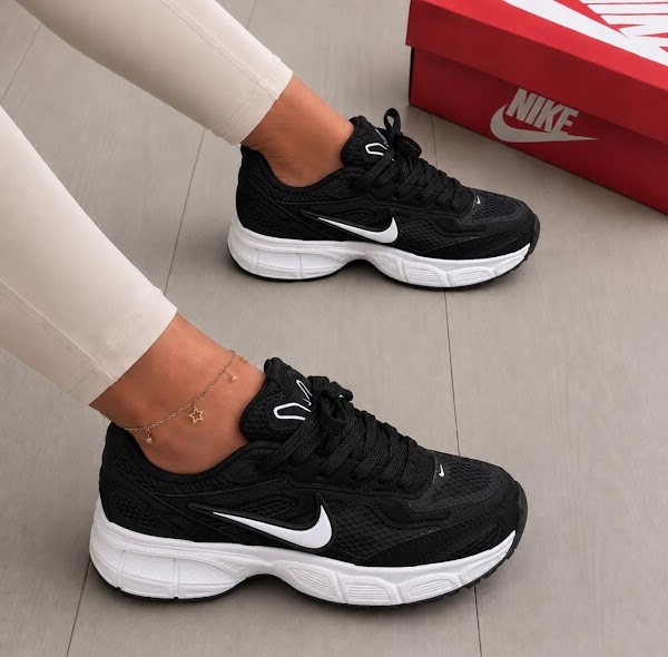 Nike V2K Run Negro
