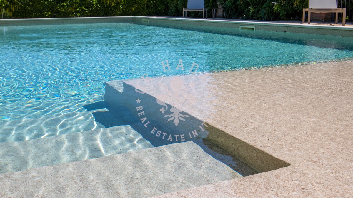 וילה רנאנה (Villa Renana) — 15