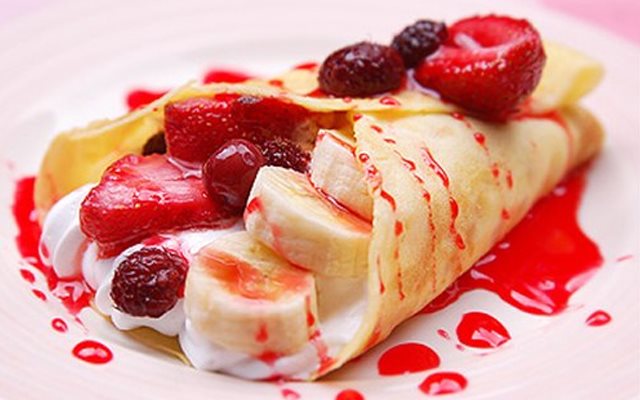 Bánh Cuộn Trái Cây