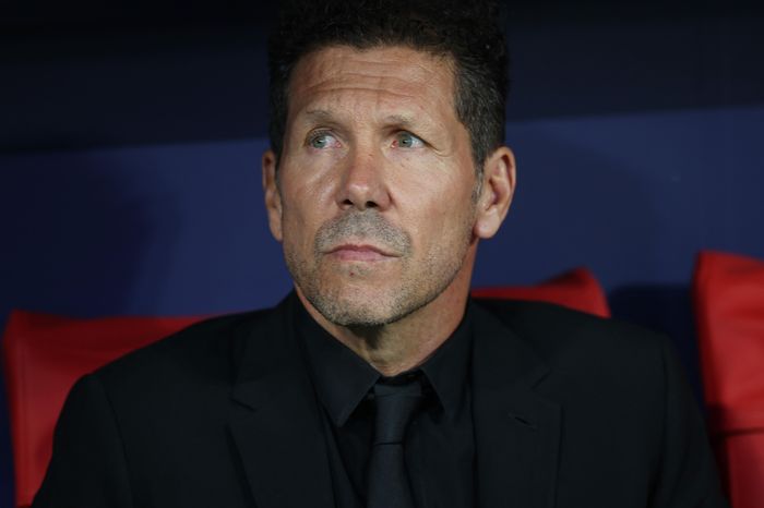 CĐV Arsenal phẫn nộ với Simeone - Tạp chí Tri thức