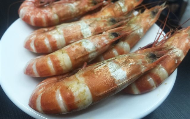 Tôm Hấp Nước Dừa Tươi