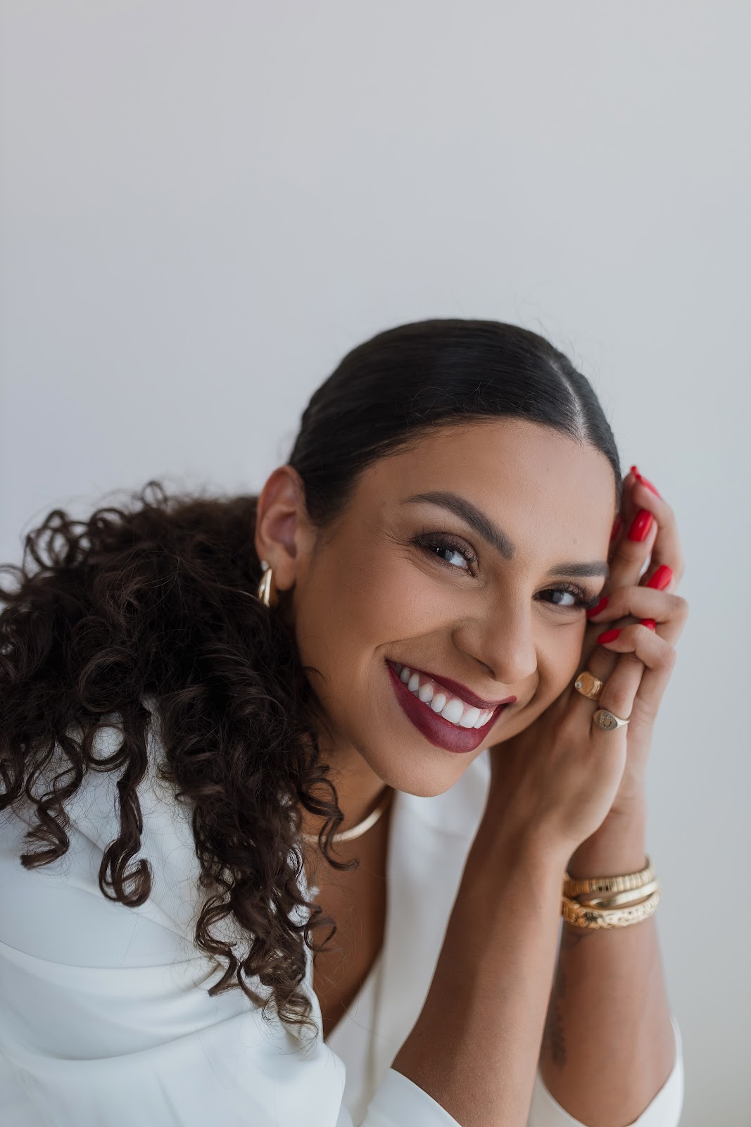 Débora Rodrigues — Estrategista de Vendas