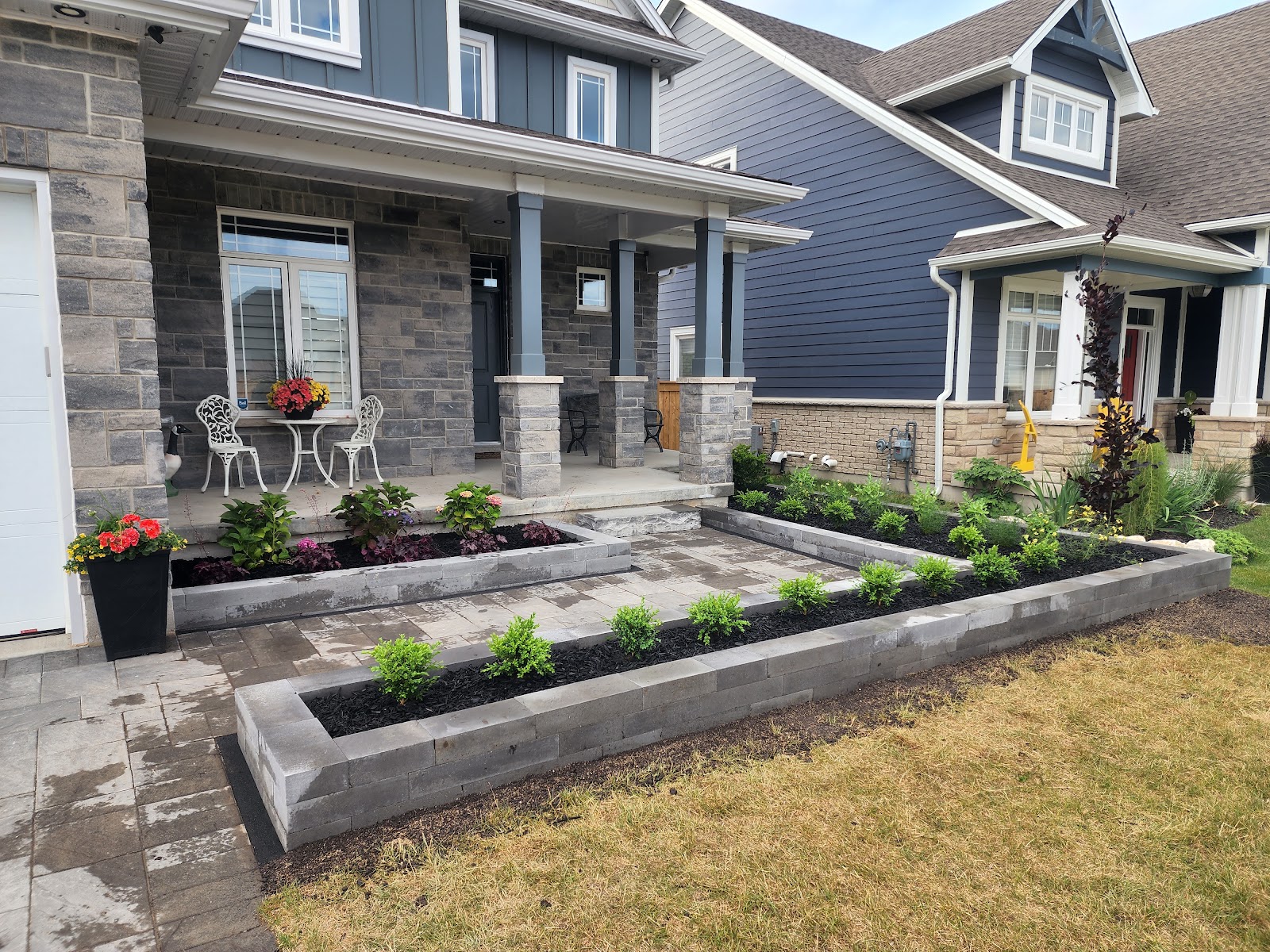 Weekly lawn mowing and property edging in London, Ontario