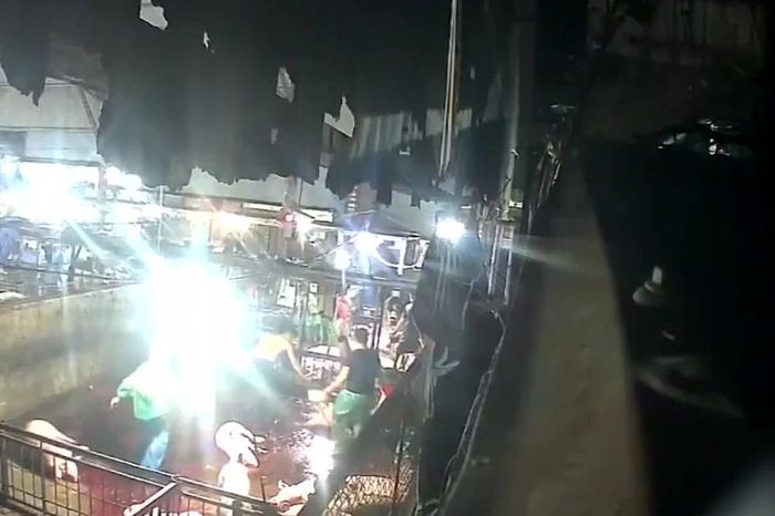 Hà Nội yêu cầu rà soát đầu mối cung cấp thực phẩm cho các trường học - Báo Nhân Dân