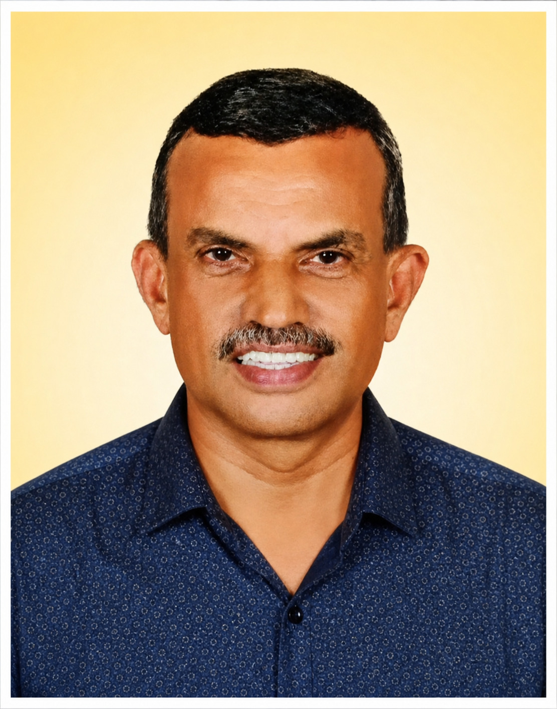 ഷാരി ടി കെ