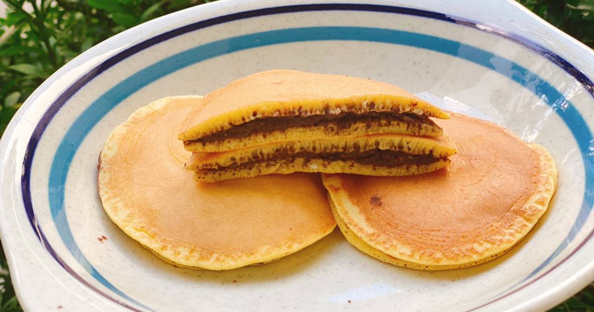 Bữa phụ: Bánh rán doremon