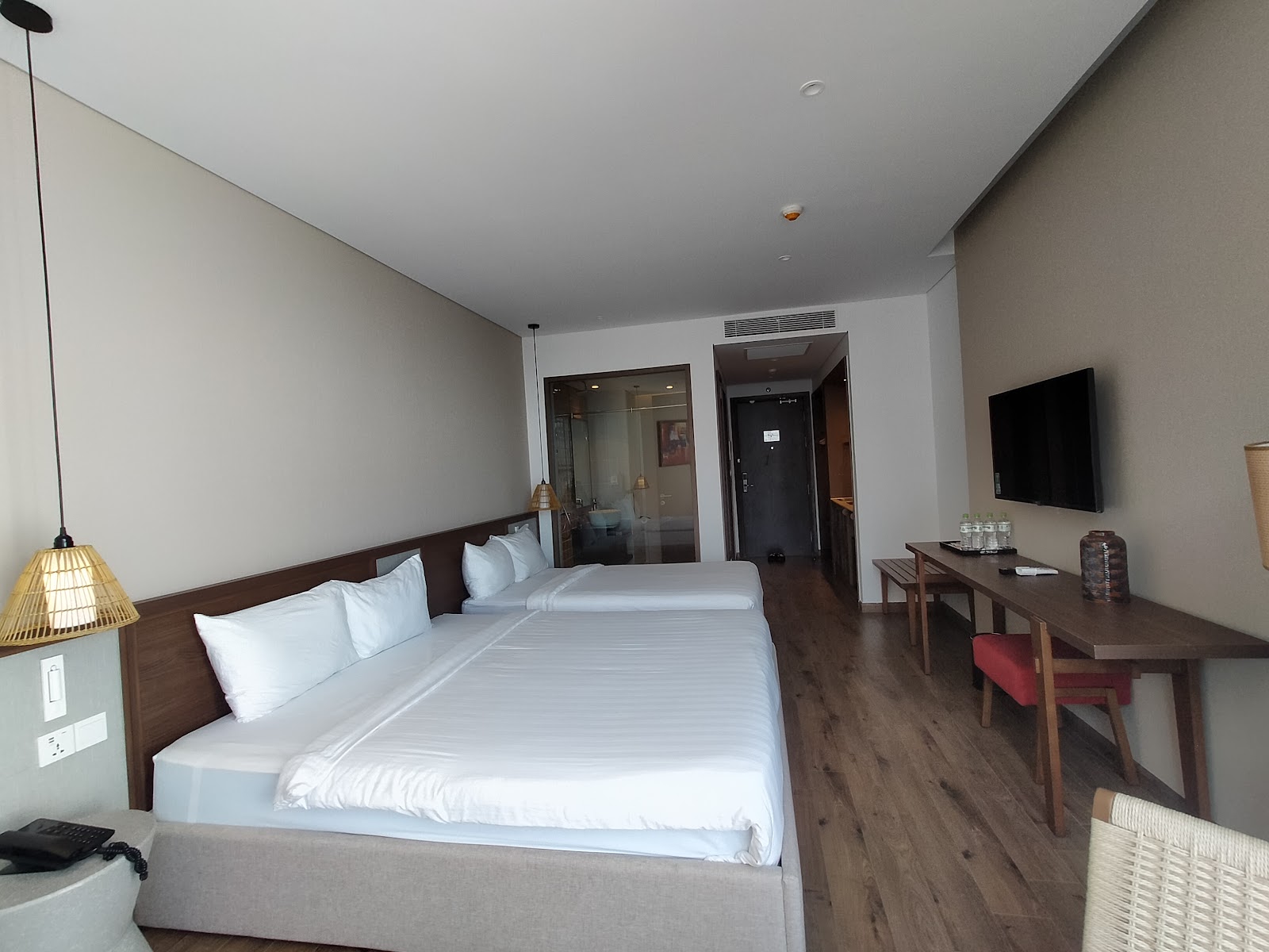 Ngô Đình Luyện - R2316