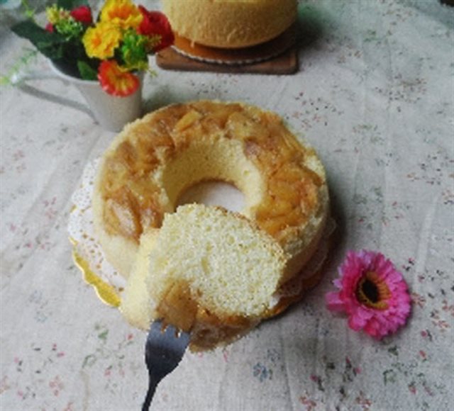 Bánh Chiffon Dứa