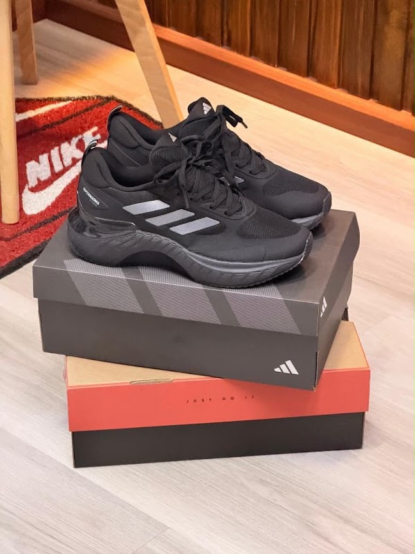 Adidas Supermagma