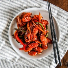 Vậy là hoàn thành rồi. Các nguyên liệu chế biến trong món ăn rất đơn giản, hơn nữa bạn cũng không cần bỏ ra quá nhiều thời gian và công sức mà vẫn có được một món ăn tròn vị, thơm ngon đến bất ngờ.