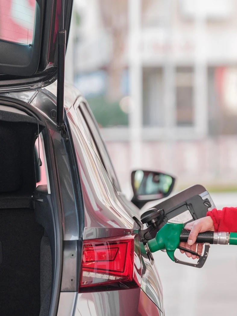 전기차와 내연기관 자동차 유지비 비교: 연간 비용 분석