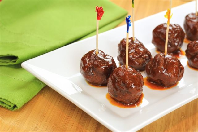 Thịt Bò Băm Viên Sốt Cà Chua