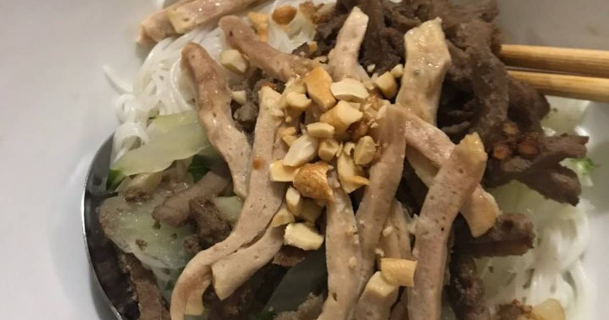 Bún bò Nam Bộ