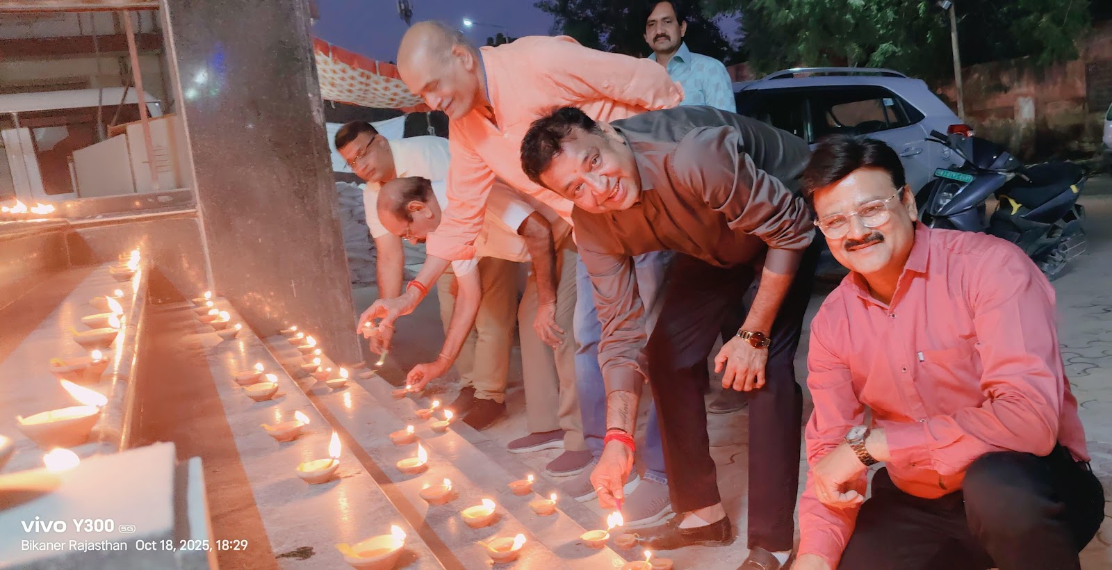 व्यापार मण्डल अध्यक्ष जुगल राठी ने दी शुभकामनाएं