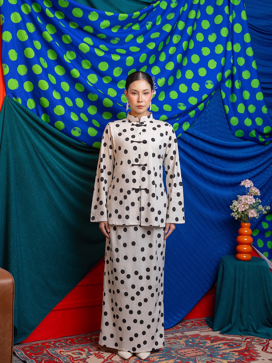 Kebaya Pendek Malika