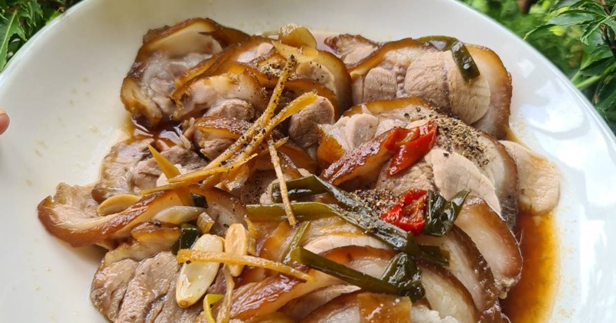 Bắp giò hấp tàu xì