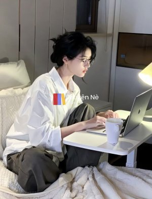 Chị Gái Và Ông Cụ Bí Ẩn