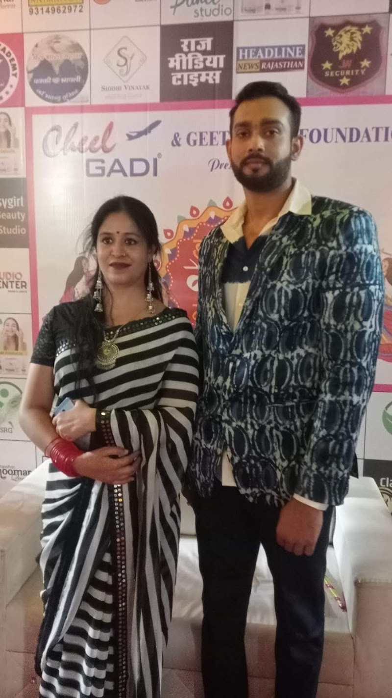 Event Hosting & Anchoring