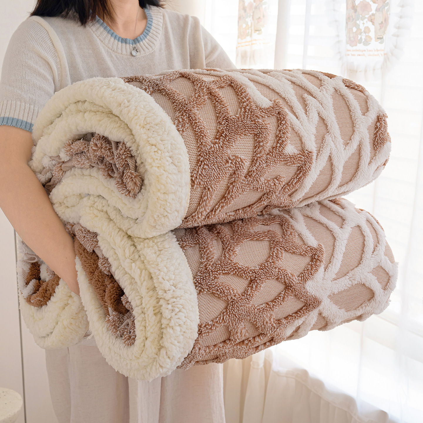 Warme Doppel-Kuscheldecke mit Lammfleece-Imitat