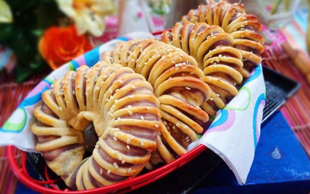 Bánh Mì Nhân Khoai Lang