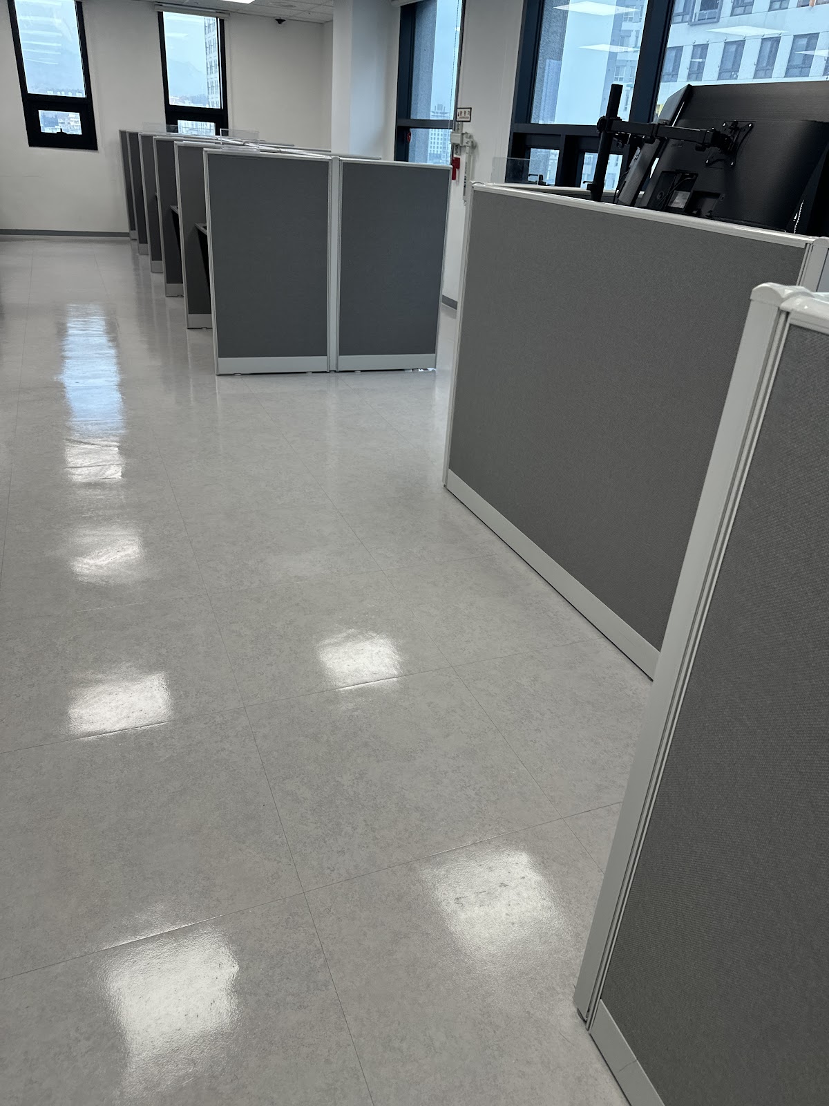 분당 사무실청소 완료 후 깨끗한 사무실 전경