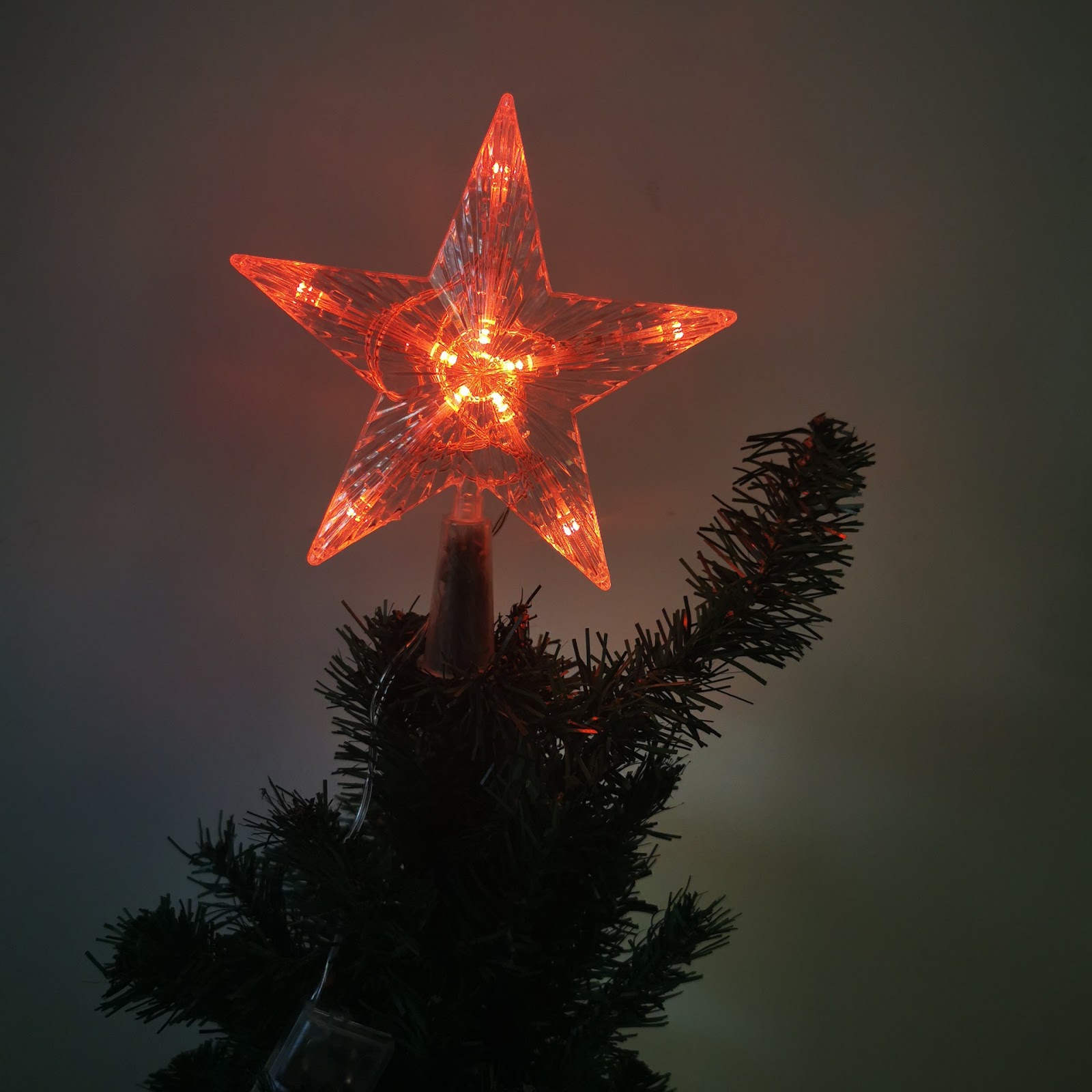 LED Star Tree Topper with Manual Control