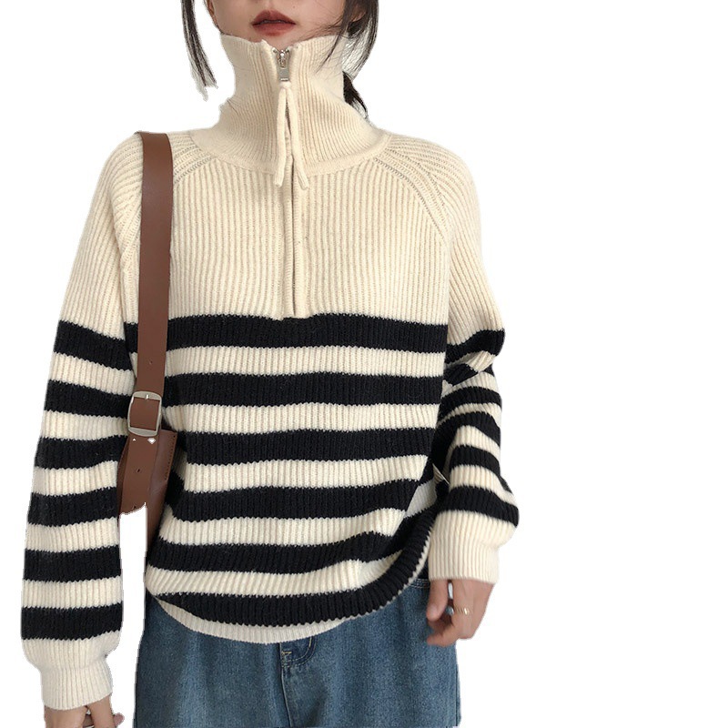 Women's zip-up cardigan with striped pattern