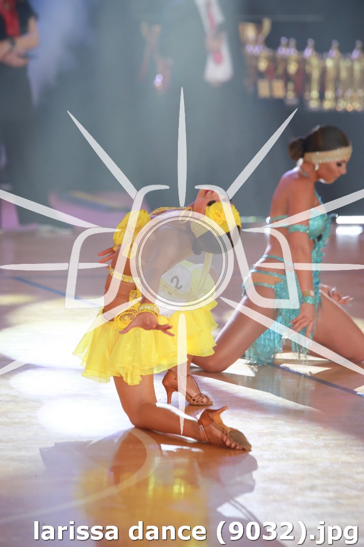 larissa dance (9032).jpg
