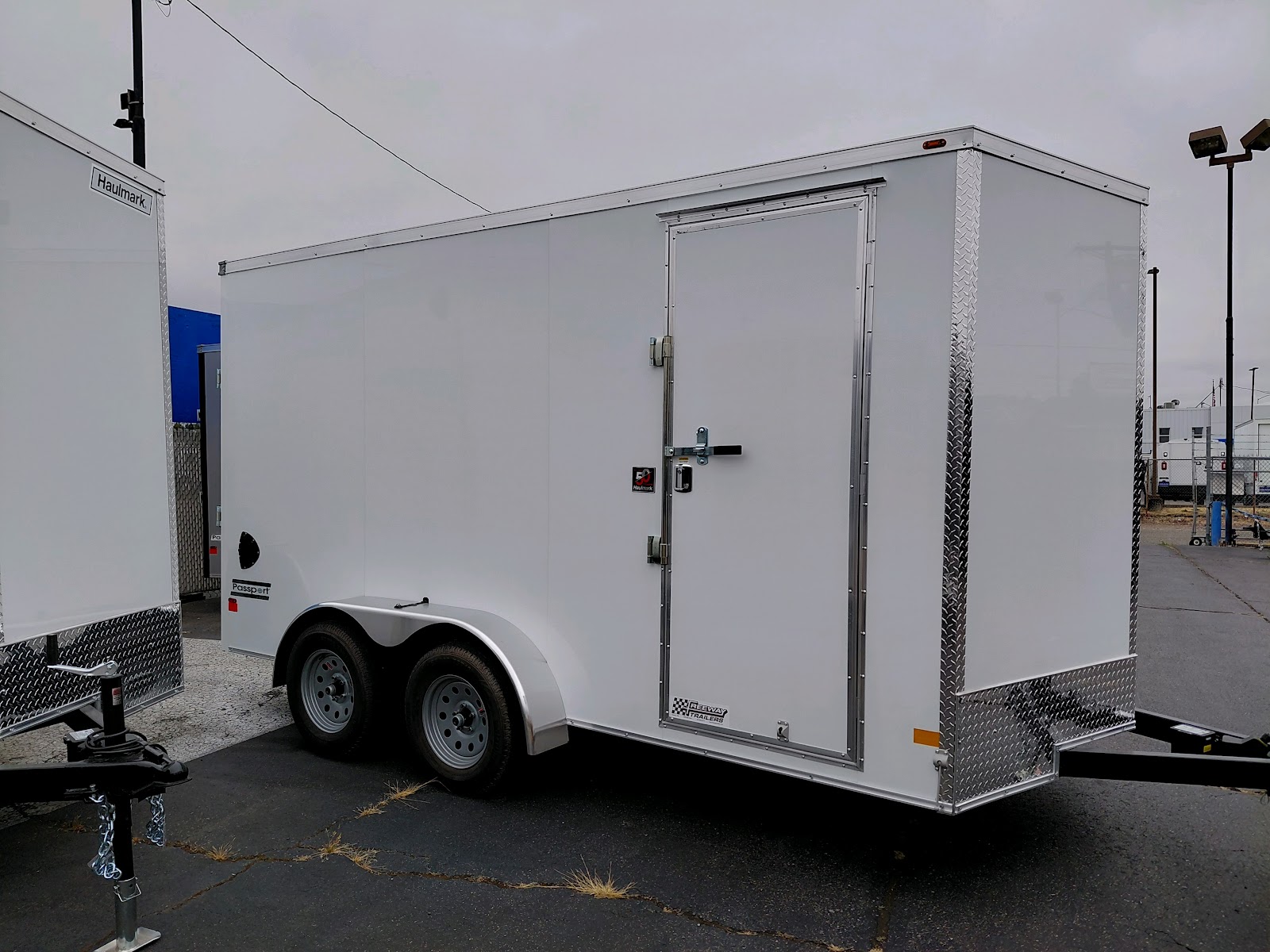 Passport Deluxe Enclosed Cargo