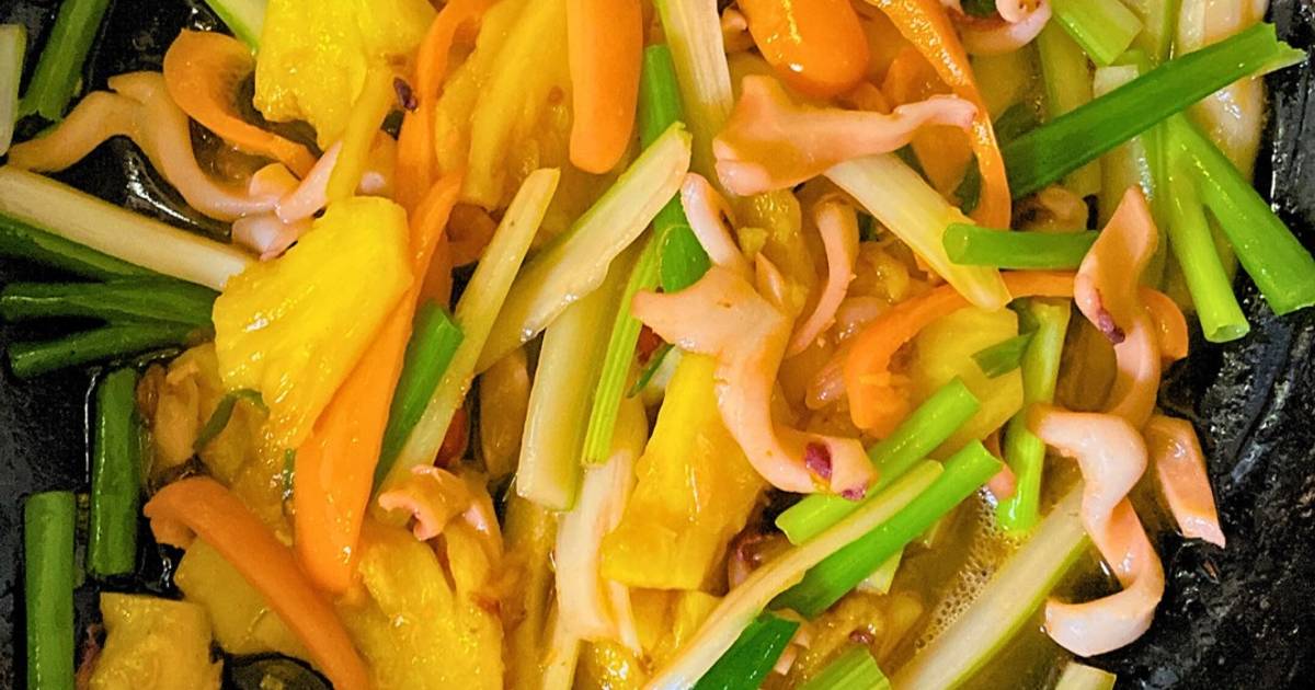 Mực xào cần tây 🥰