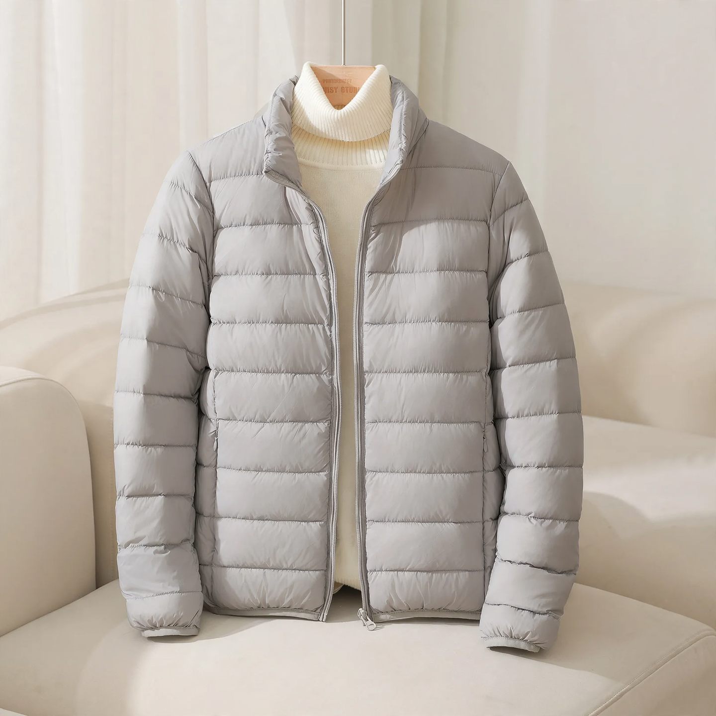 Short, lightweight women's down jacket, stand-up collar