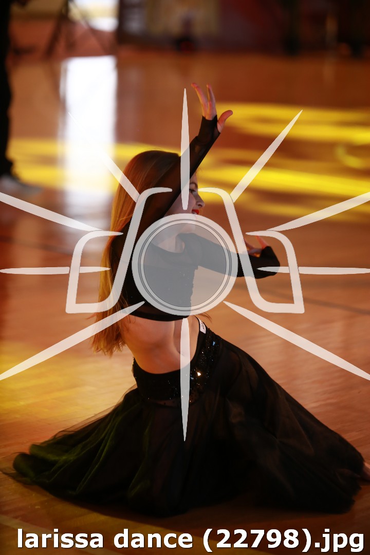 larissa dance (22798).jpg