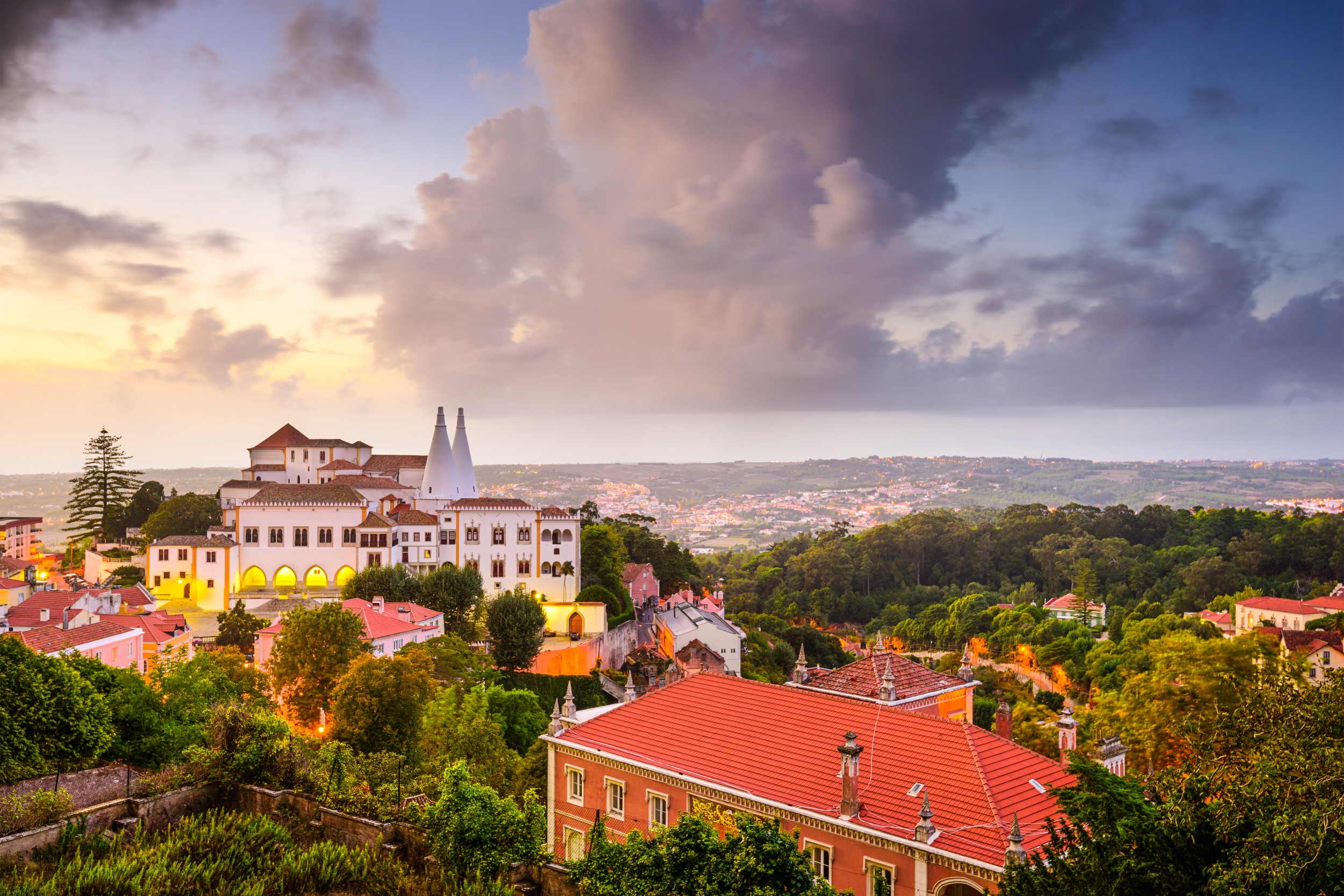 Family Day Trip: Lisbon, Sintra & Pena Palace