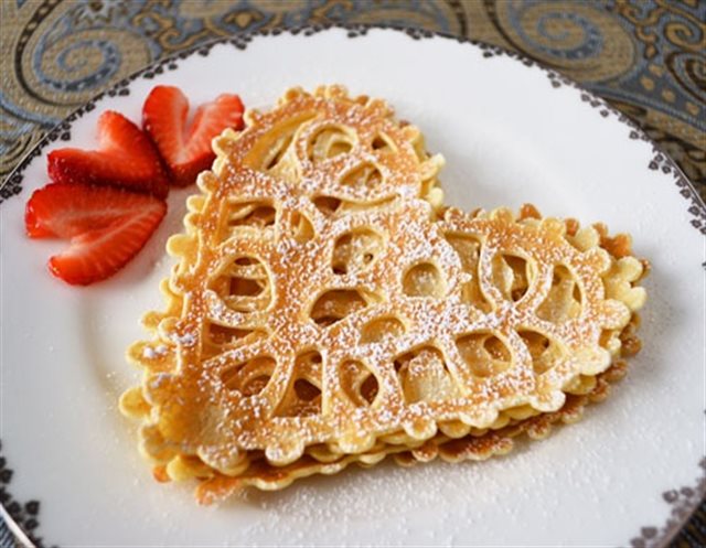 Bánh Crepe Trái Tim