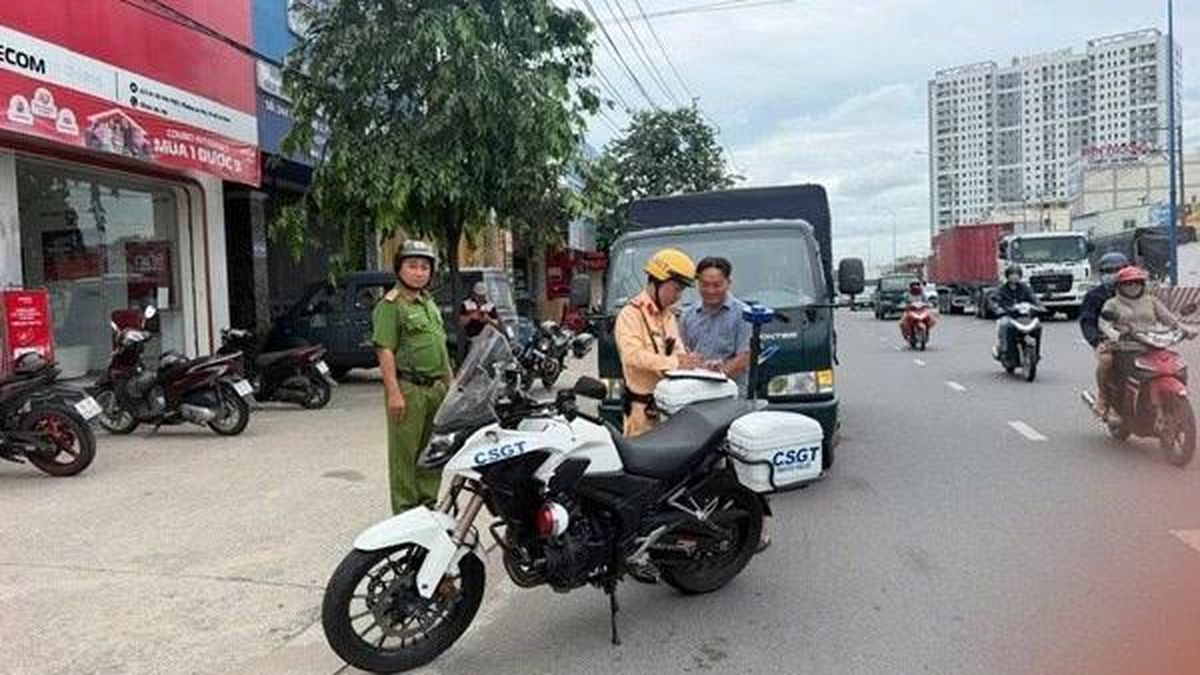 Tuyến đường 'chết về đêm' thay đổi sau những đêm trắng của CSGT - Báo Tri thức &amp; Cuộc sống