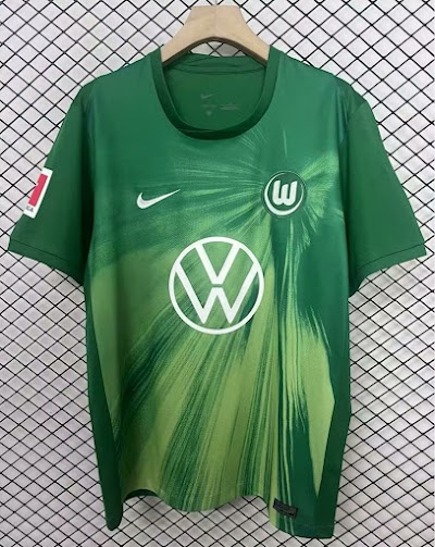 25-26 Wolfsburg Local.jpg
