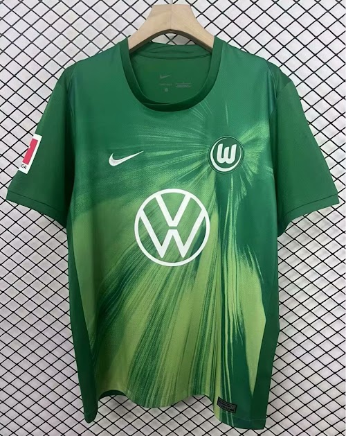 25-26 Wolfsburg Local.jpg