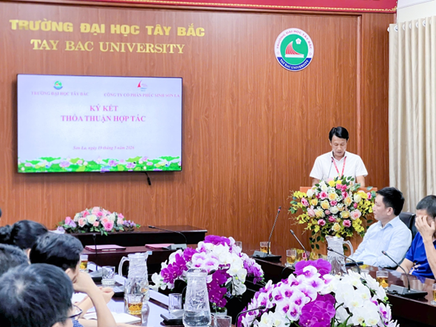 Trường Đại học Tây Bắc ký kết thỏa thuận hợp tác với  Công ty Cổ phần Phúc Sinh Sơn La