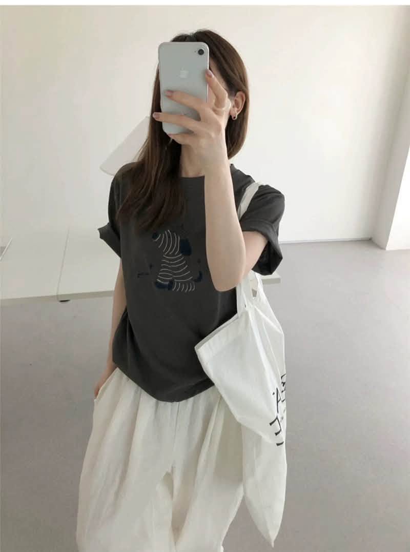 Áo thun ngắn tay cổ tròn thêu chú chó sọc ngôi sao XONXEN SHOP 82211