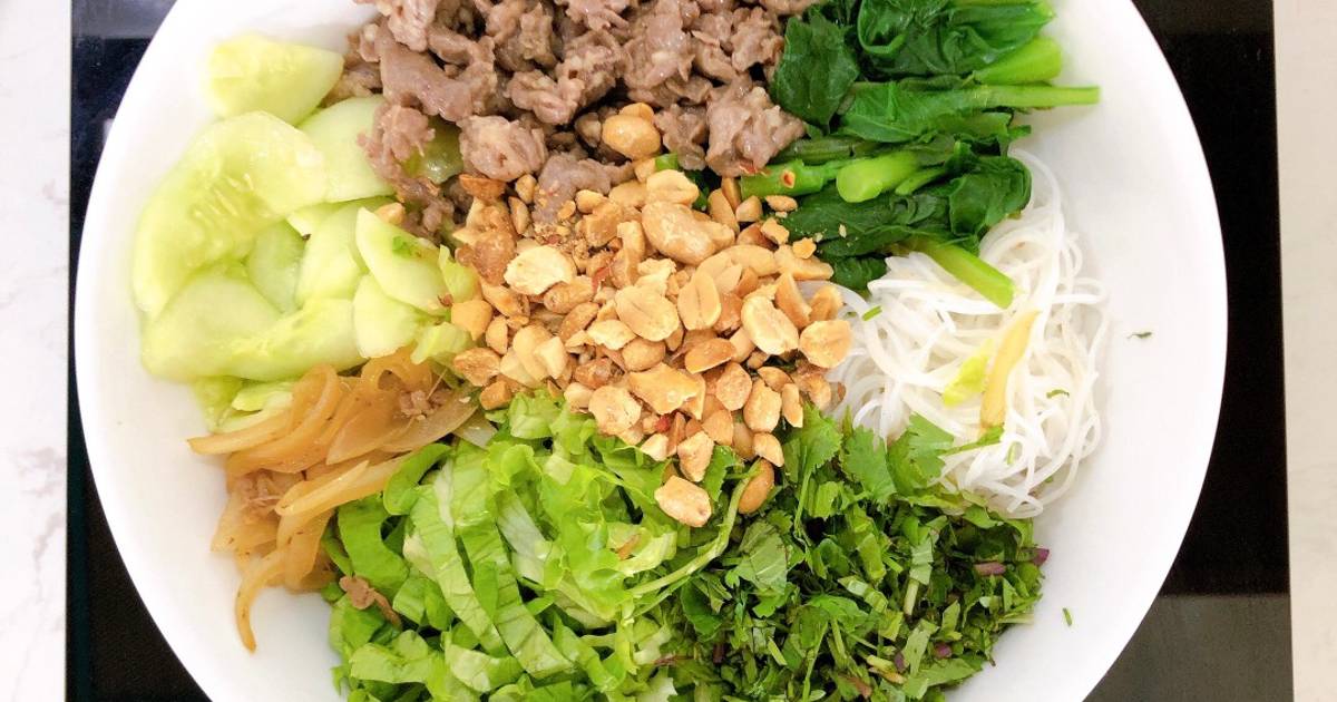 Bún bò nam bộ!