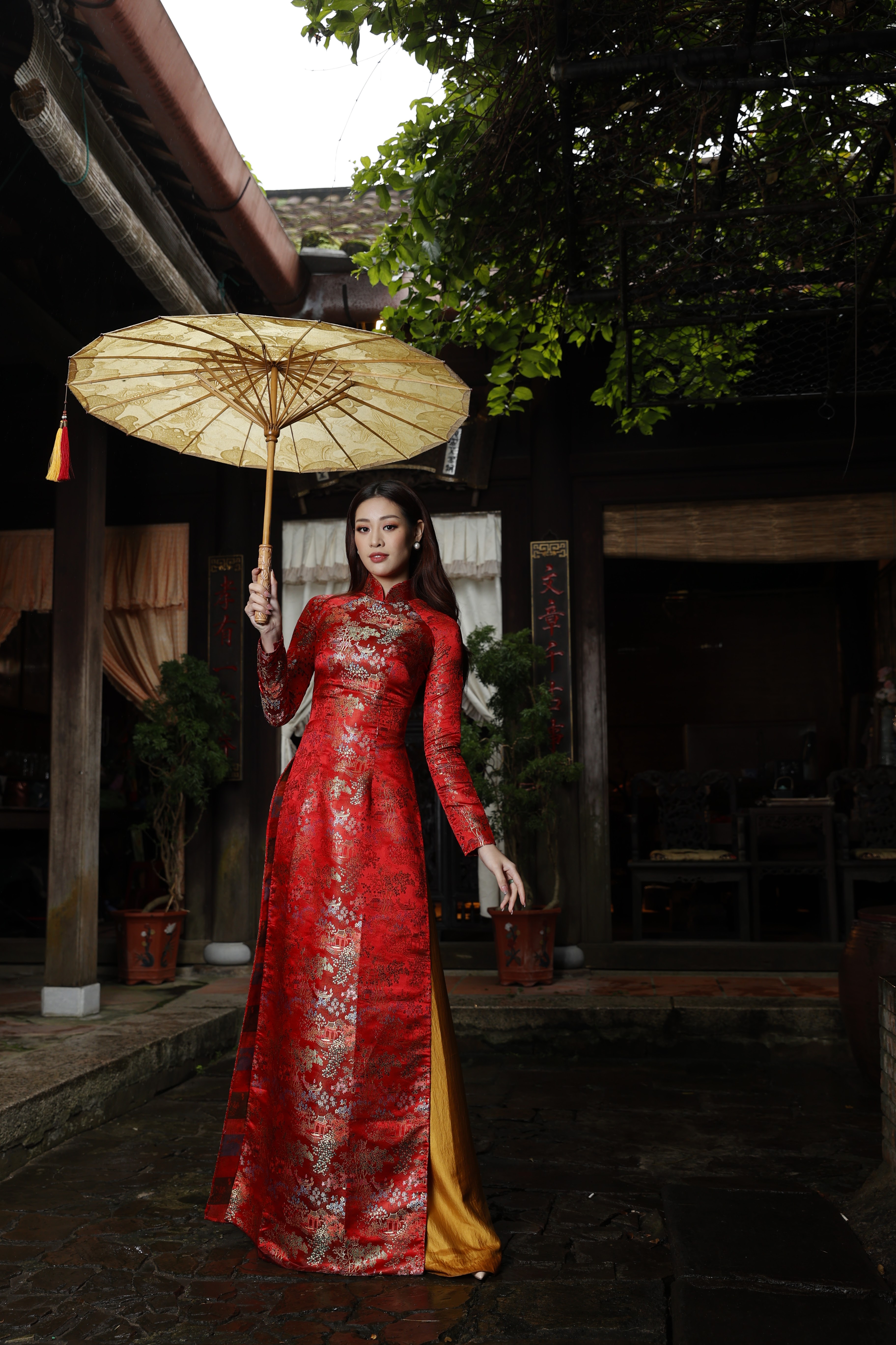 Phụ Kiện Áo dài  -Quạt cầm tay duyên dáng