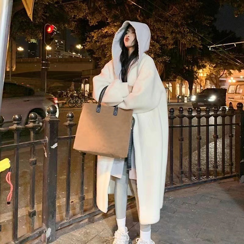Lamb fleece imitation coat with hood, mid-length, lined