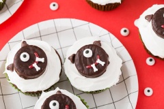Cách làm cupcake quái vật một mắt vừa nhanh vừa đơn giản phải không nào?