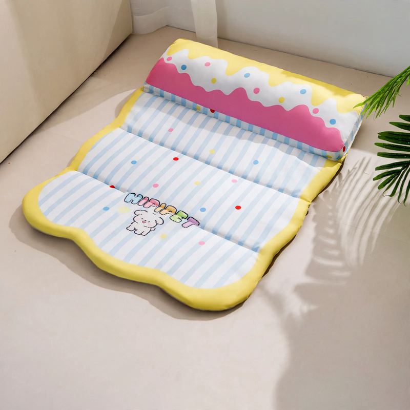 Pet sleeping bed with neck support, breathable, removable