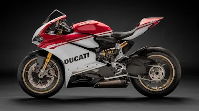 Ducati Panigale, Vehicle, Motorcycle, Ducati, Simple Background 4K Wallpaper Background