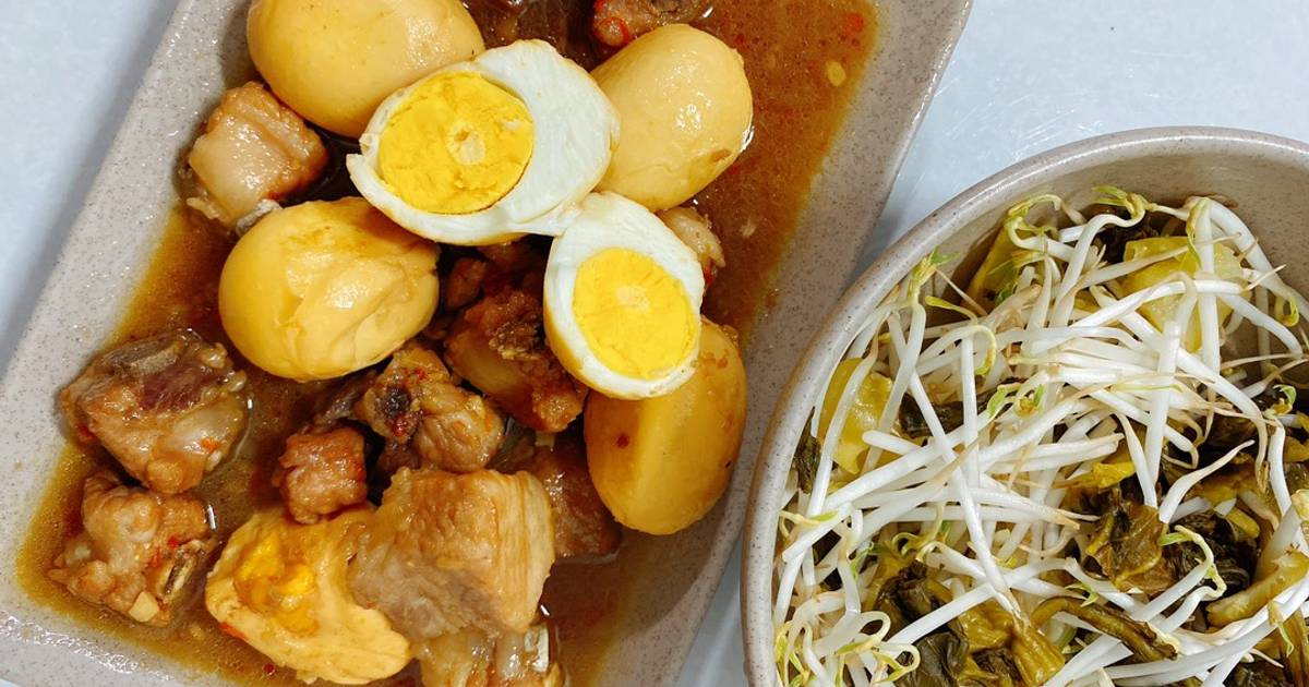 Sườn non kho trứng